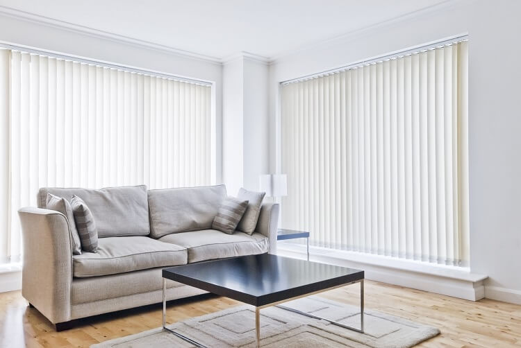 Integrated glass blinds